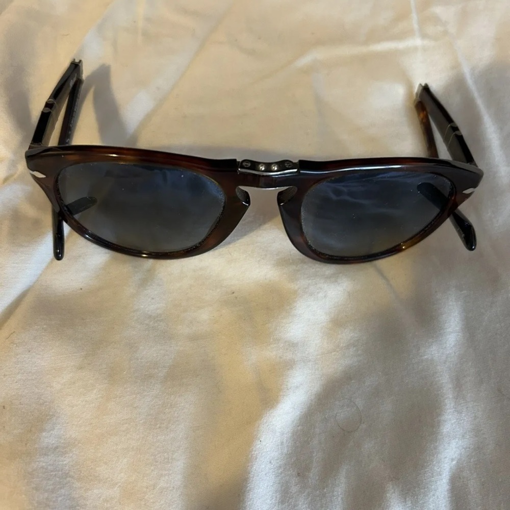 New Persol foldable polarized blue gradient glasses